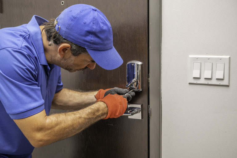 high security installation top commercial lock out service provider in land o lakes, fl